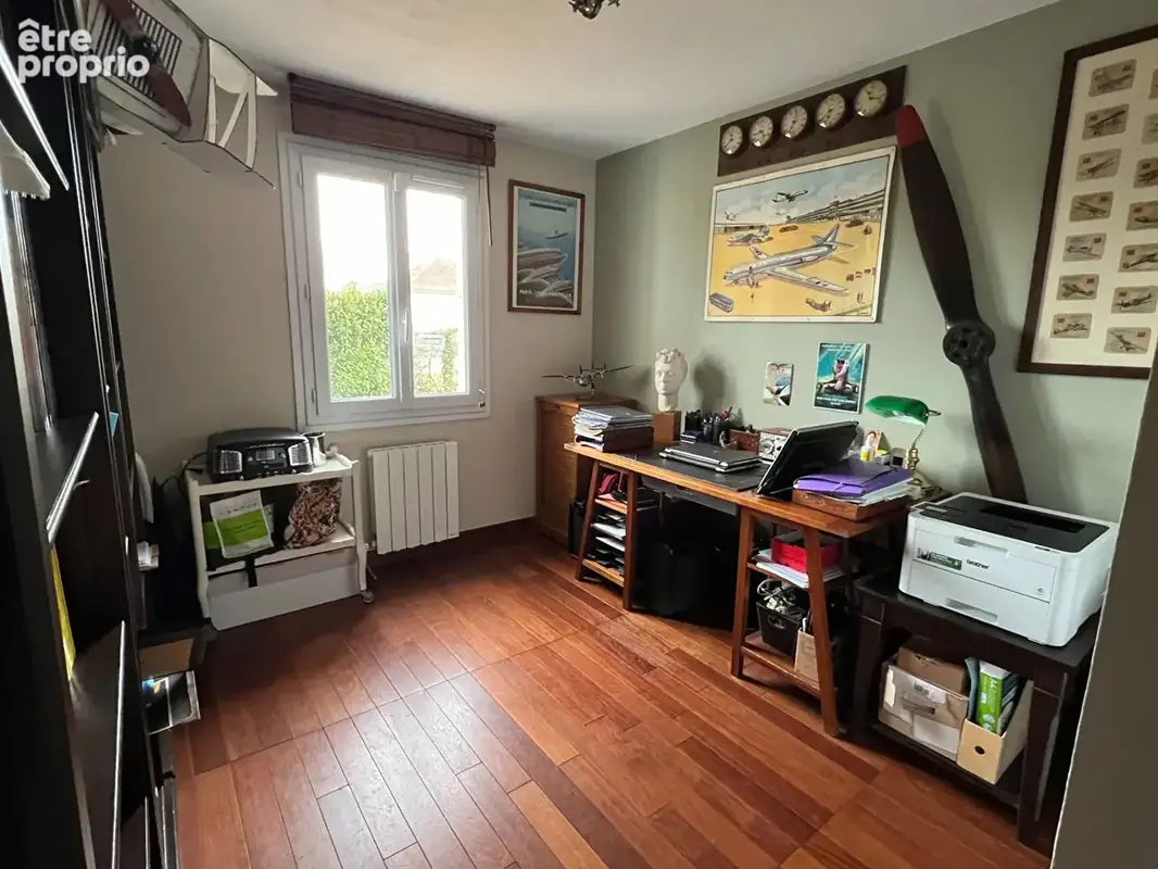 Maison Magny Les Hameaux 7 pièce(s) 146m2 - photo 11