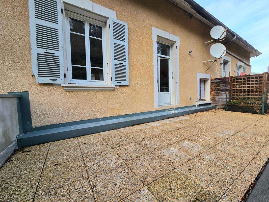 Appartement à SAINT-LAURENT-DU-PONT