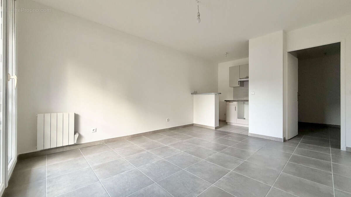 Appartement à CORBEIL-ESSONNES