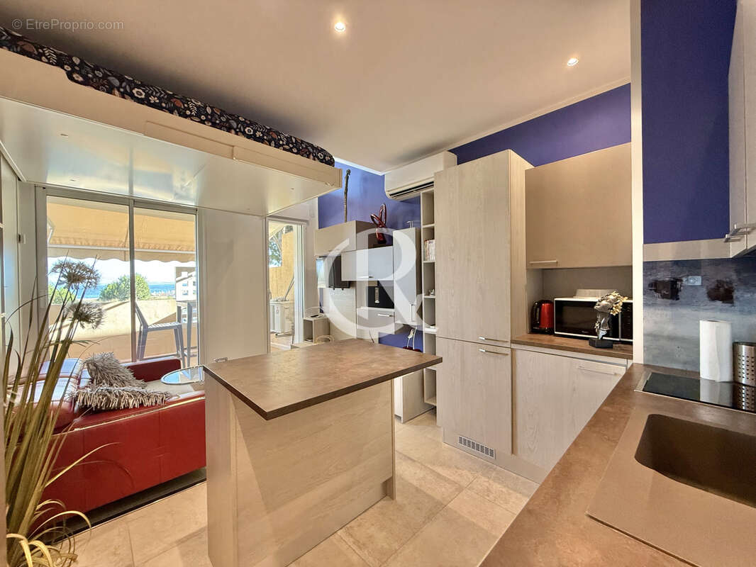 Appartement à HYERES