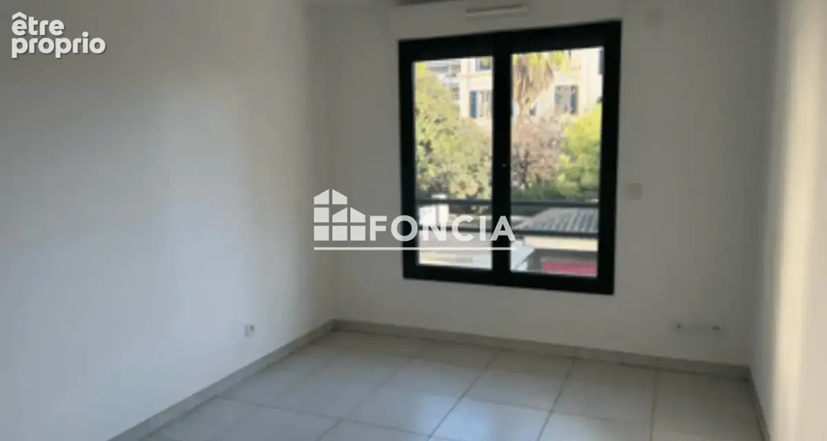 Cannes hyper centre 2P 43,70 m2 - parking - residence de 2012 - 2 éme étage - - photo 3