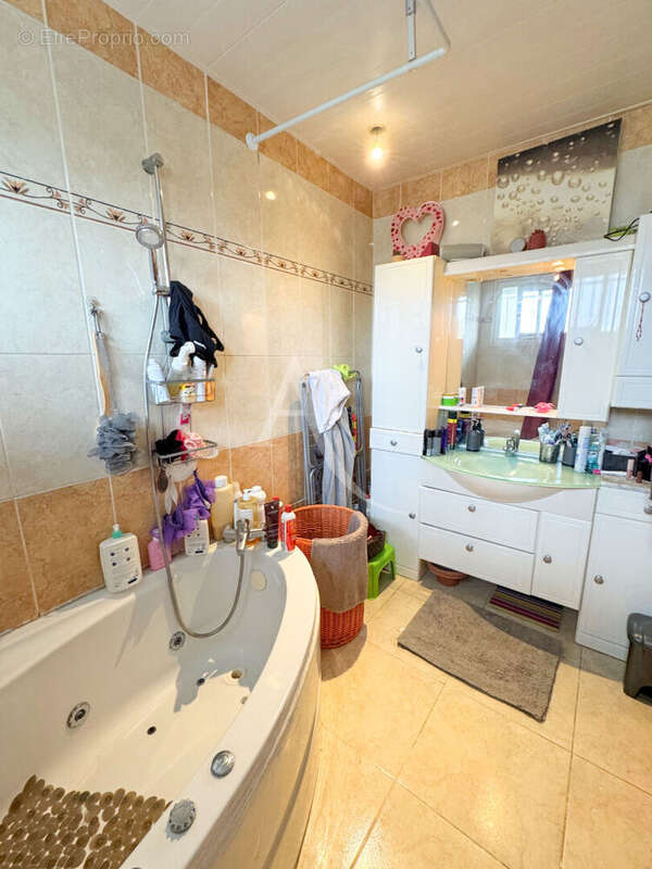 Appartement à SAINT-CYPRIEN