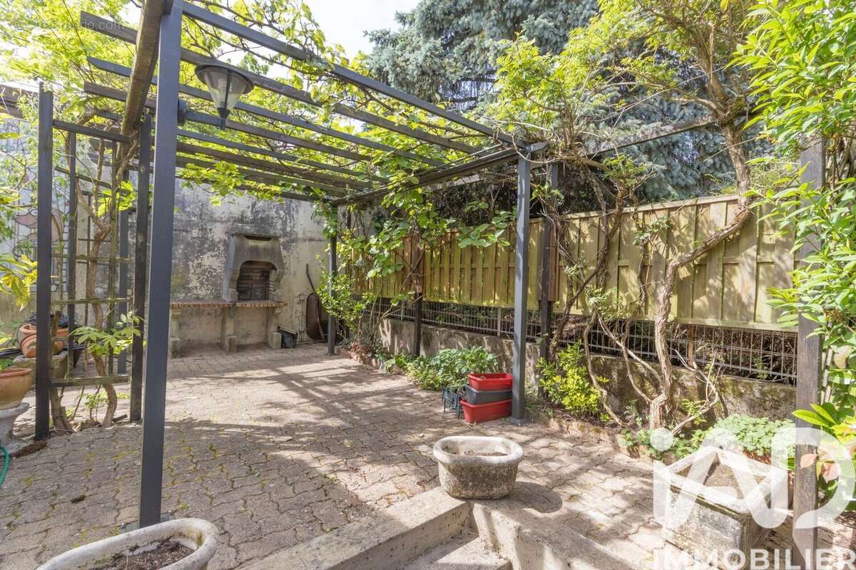 Maison 130 m² à Saint-Apollinaire  - photo 3