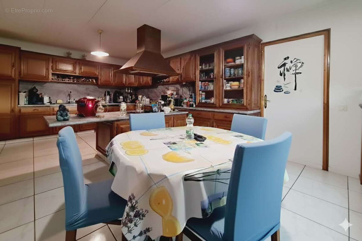 Maison à VAL-DE-MEUSE