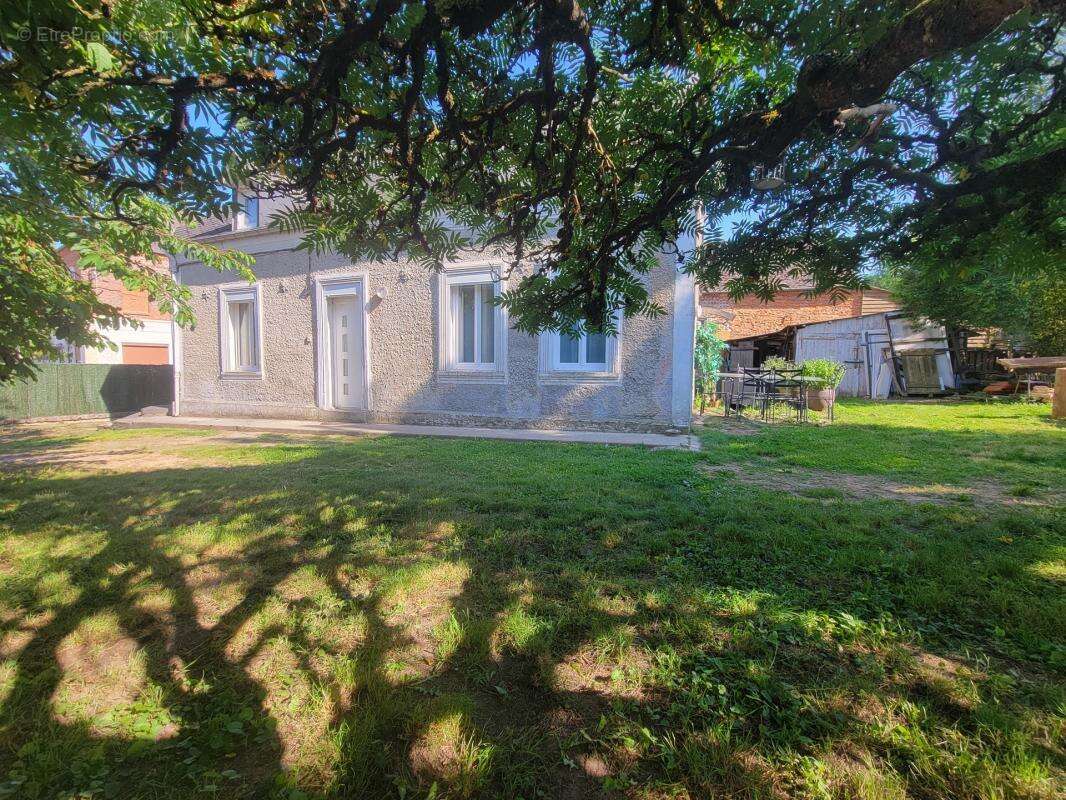 Maison à MARLY-GOMONT