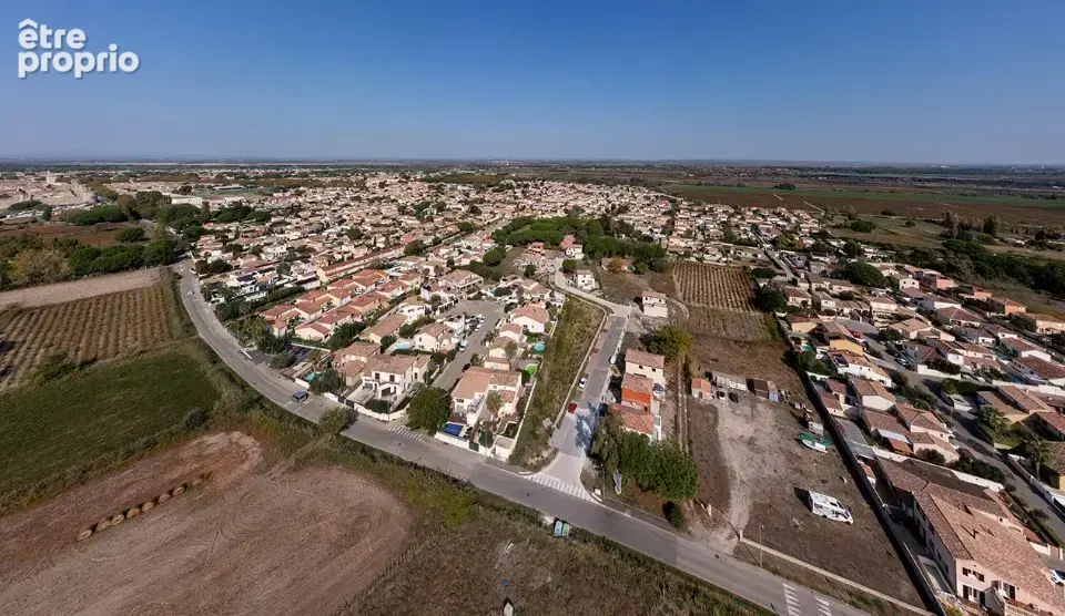 Terrain à AIGUES-MORTES