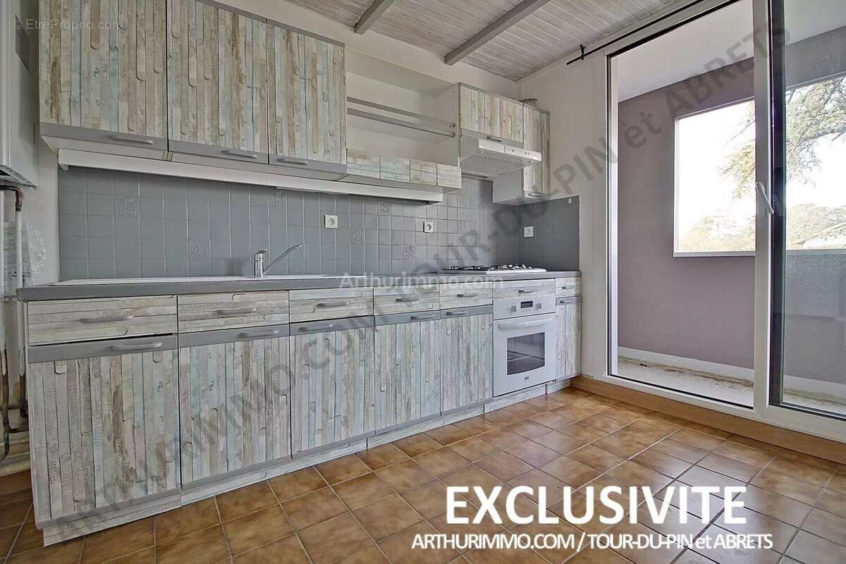 Appartement à RIVES