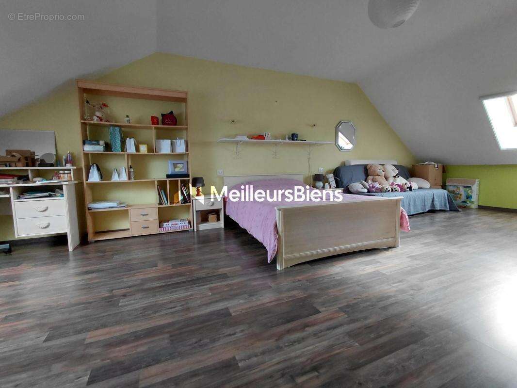 Maison à CHAMPIGNY-SOUS-VARENNES