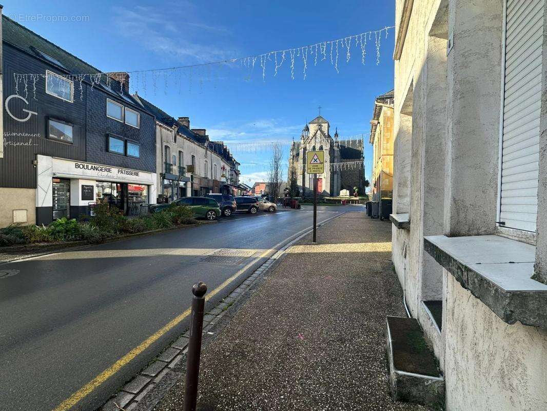 Appartement à LA MEZIERE