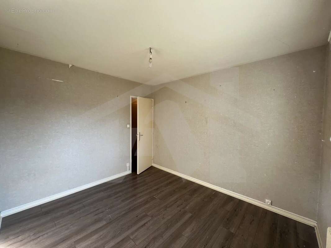 Appartement à FONTAINE