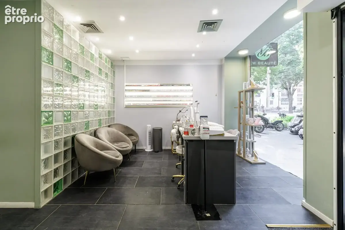 Bien immobilier à vendre à Nice (06100) - photo 1