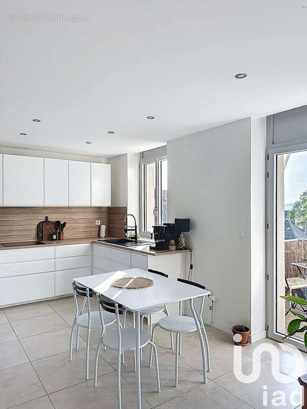 Photo 2 - Appartement à BULLY