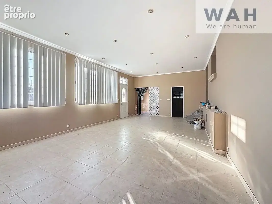 Maison 390m2 - Gros potentiel - Piscine - Terrain 1663m2 - S - photo 18
