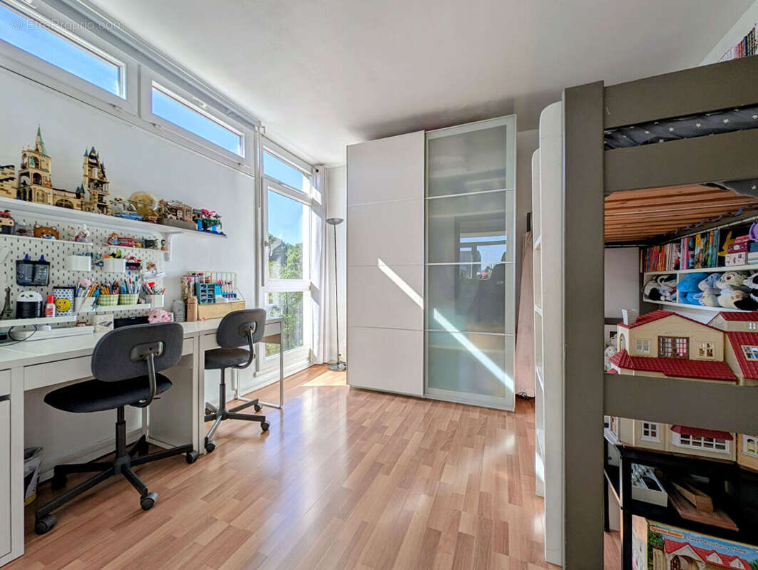 Appartement à MAISONS-LAFFITTE