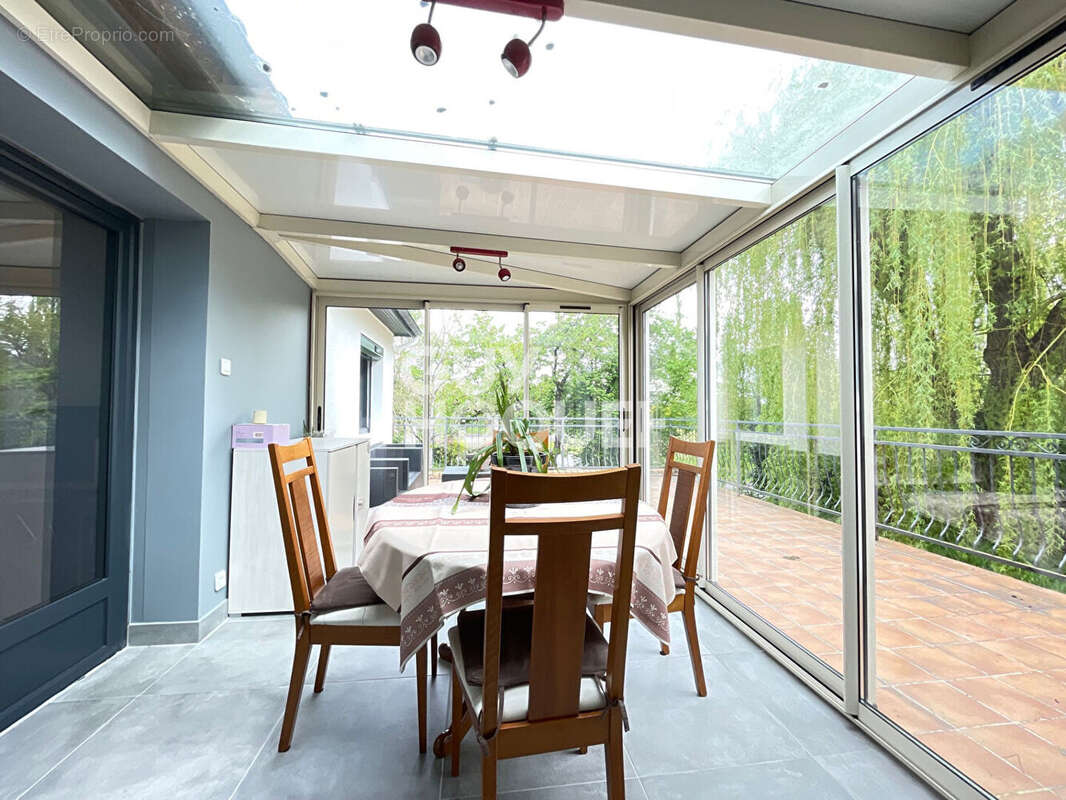 Maison à SAINT-DOULCHARD