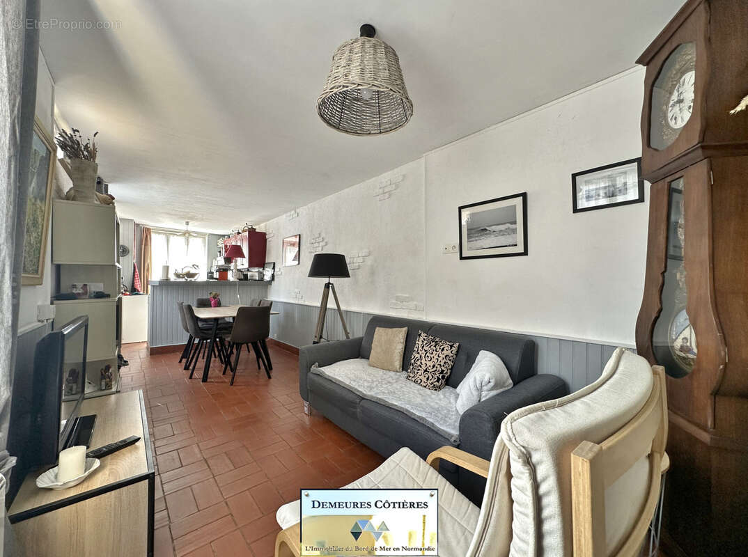 Maison atypique pleine de charme, au cœur d'YPORT - photo 3
