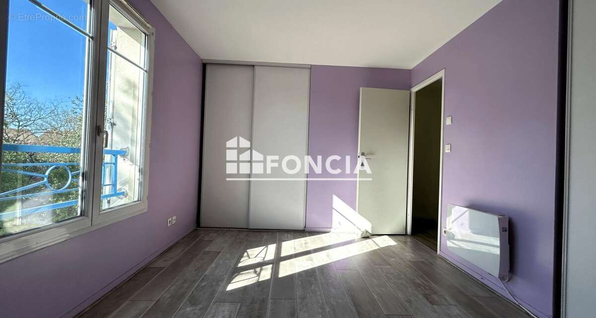 Maison à SAINT-PIERRE-DU-PERRAY