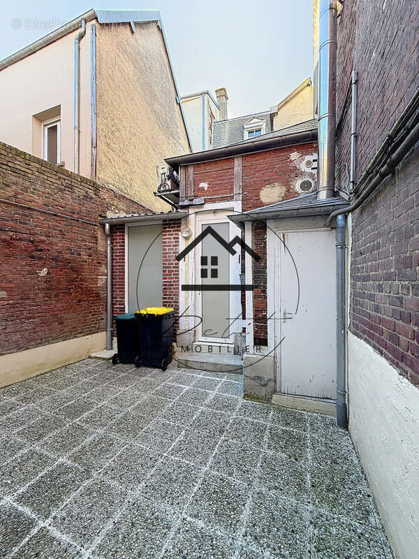 Commerce à CLERMONT