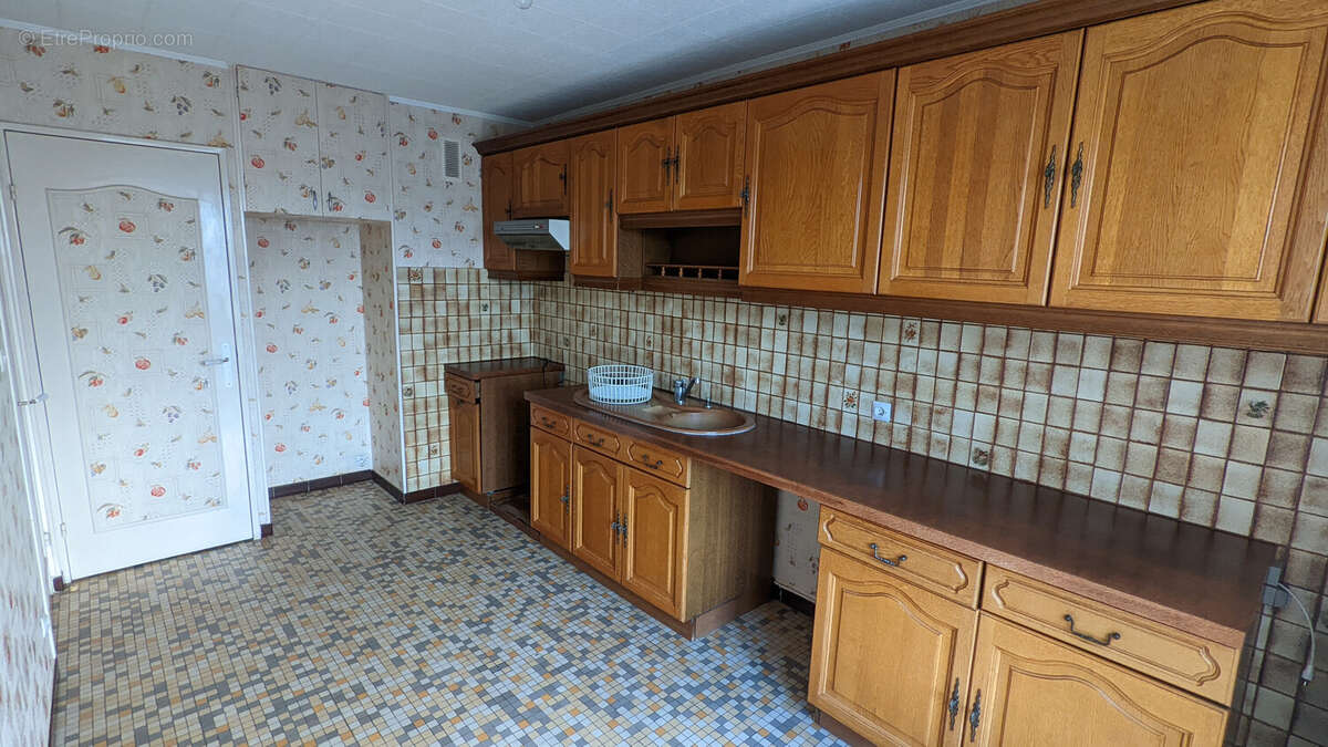 Appartement à CHENOVE