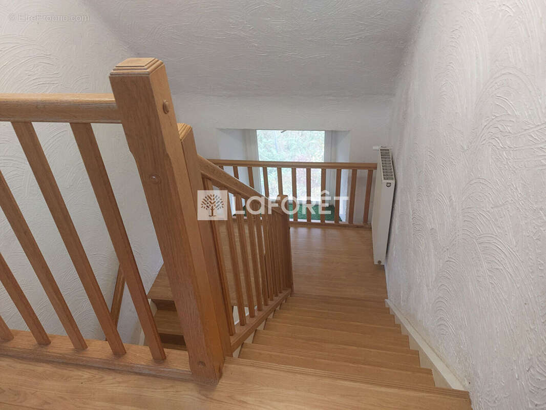 Appartement à AUDUN-LE-TICHE