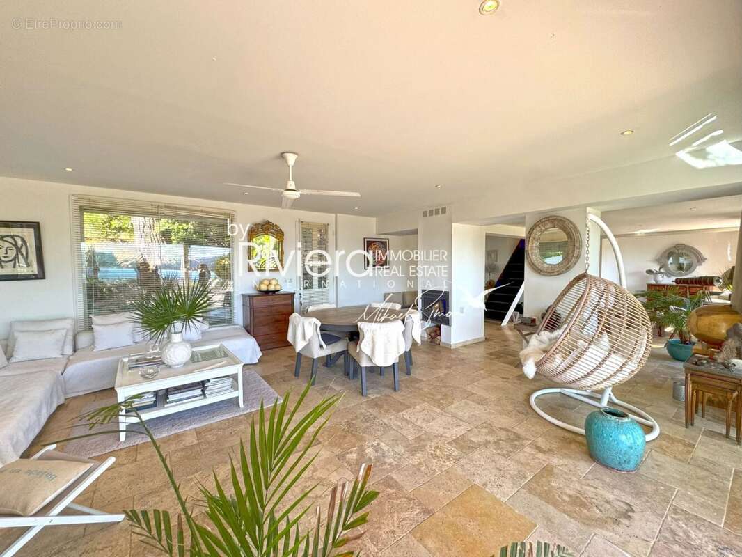 Maison à CAVALAIRE-SUR-MER