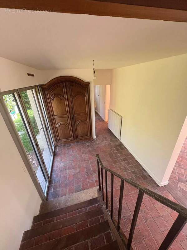 Maison à SAINT-NOM-LA-BRETECHE