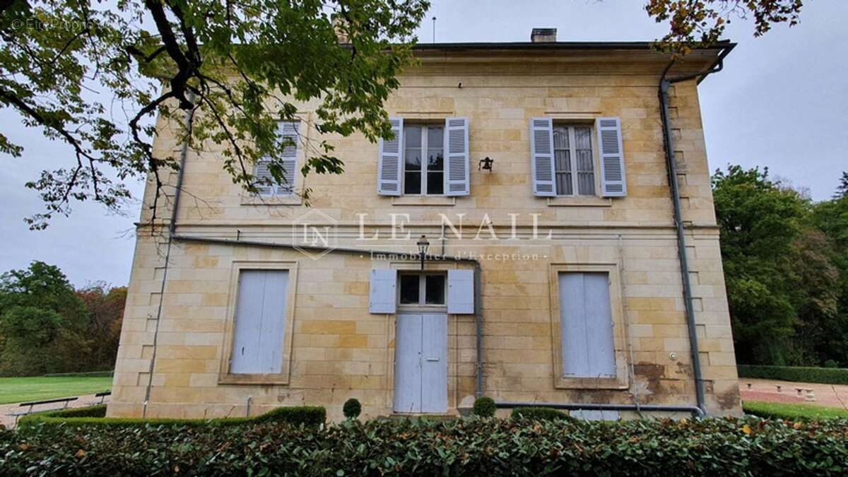 Maison à LIGUEUX