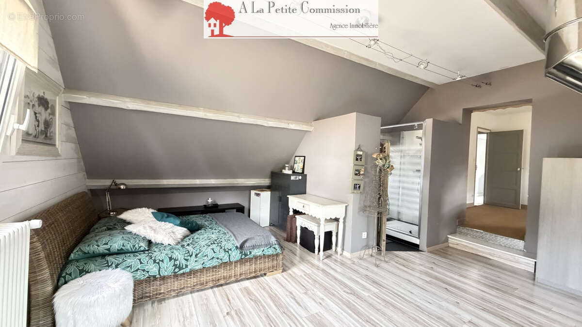 Maison 151 m² à Luisant  - photo 10