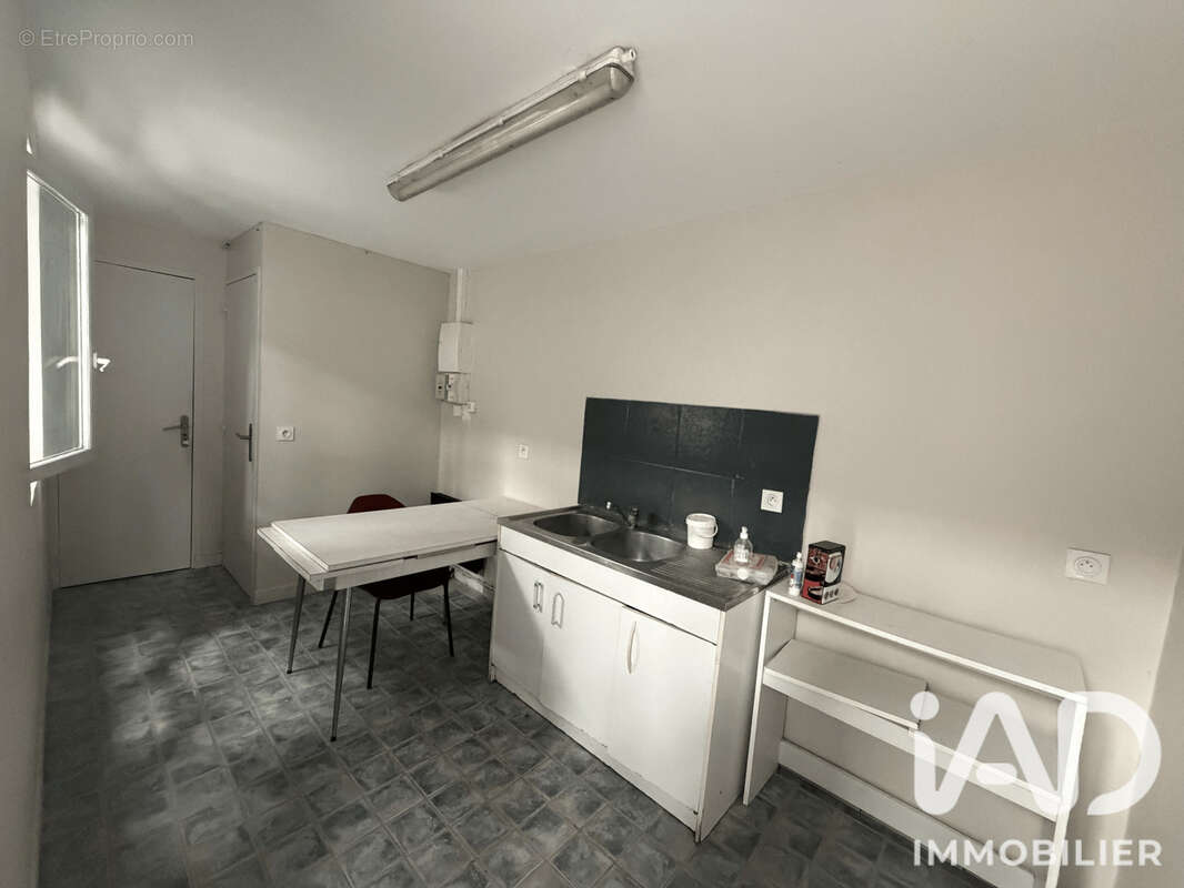 Commerce 250 m² à Merlevenez  - photo 8