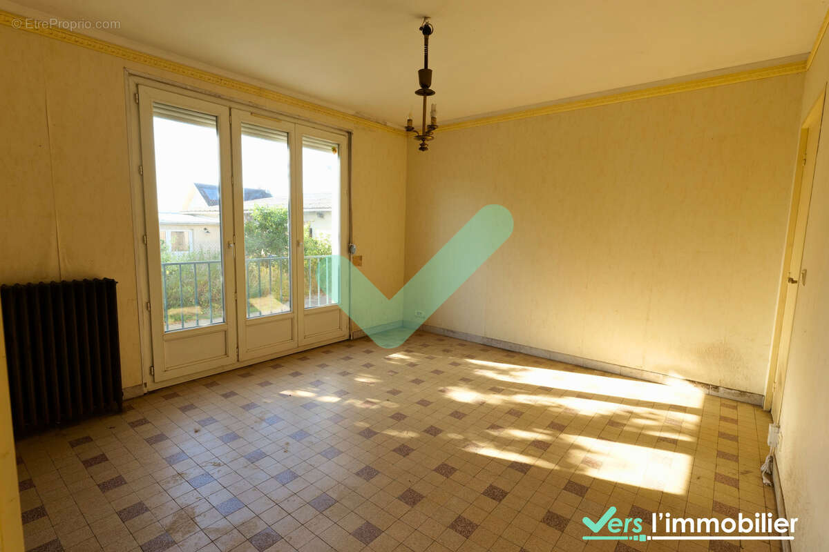 Maison 4 pièces 2 chambres de 90 m2 à Cramant - photo 2