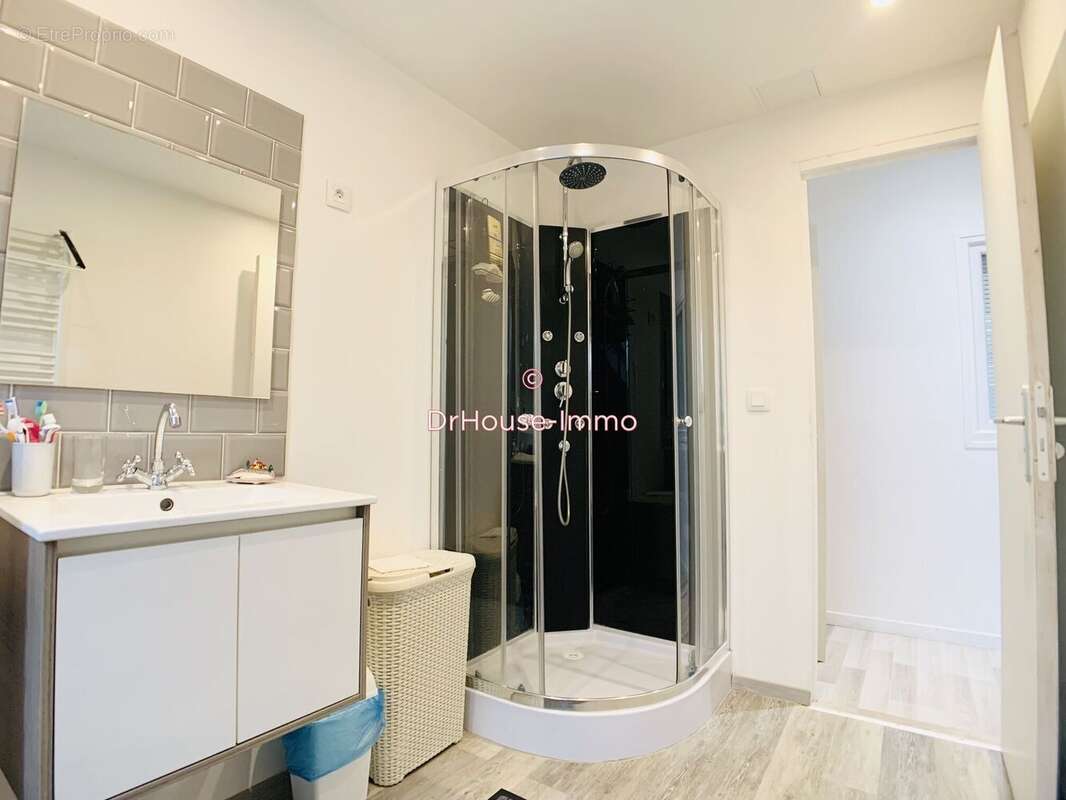 Maison à CHALETTE-SUR-LOING