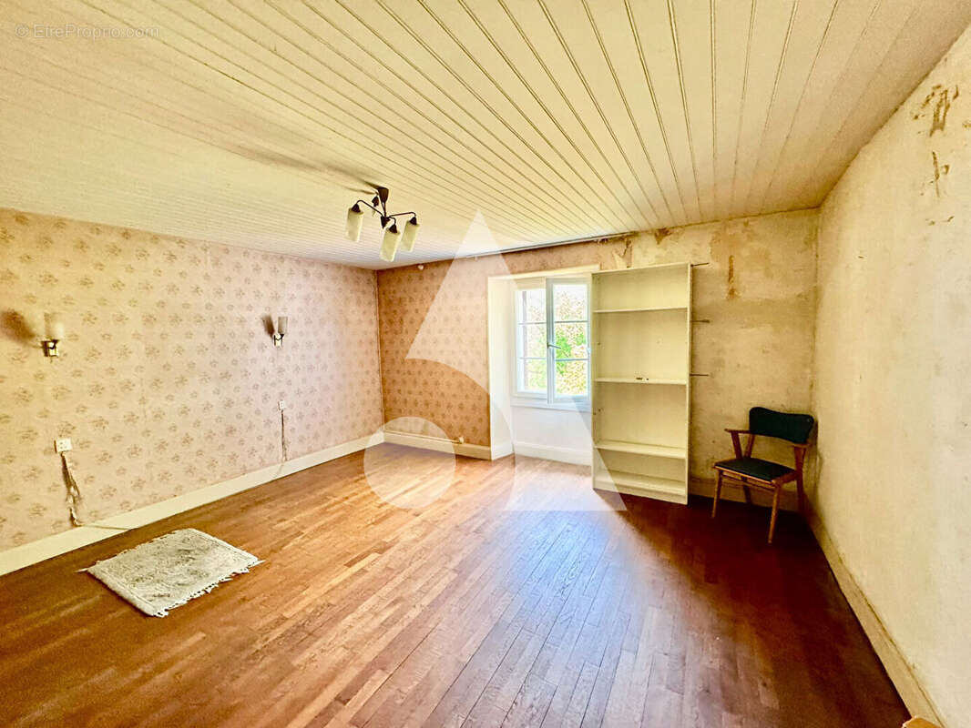 Agréable maison de village  avec garage et jardin à GONAINCOURT - photo 6