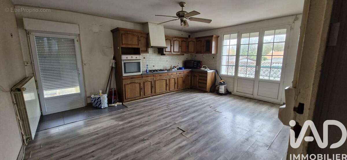 Photo 2 - Maison à SAINTE-SOULLE