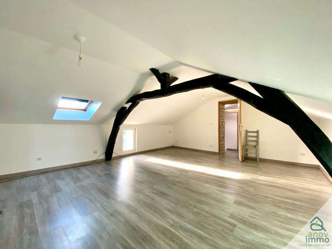 Maison à SCORBE-CLAIRVAUX