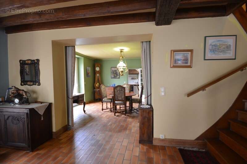 LA FERTE GAUCHER (77) à vendre Maison de caractère, idéale pour un artisan ou profession libérale - photo 6