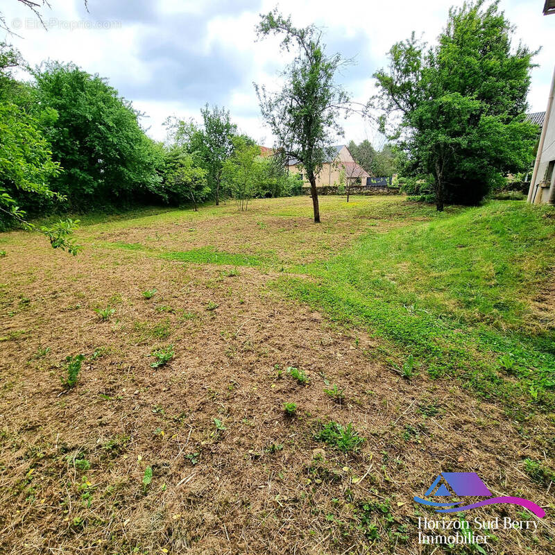 Jardin sur l&#039;arrière - Maison à LACS