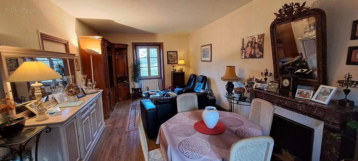 Maison à ESTANDEUIL