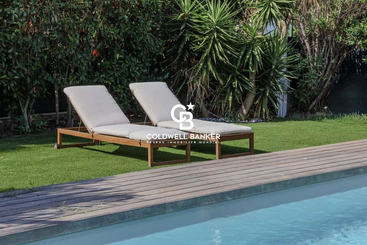 Villa rénovée avec piscine à proximité du centre-ville - 83400 Hyères Les Palmiers - photo 4