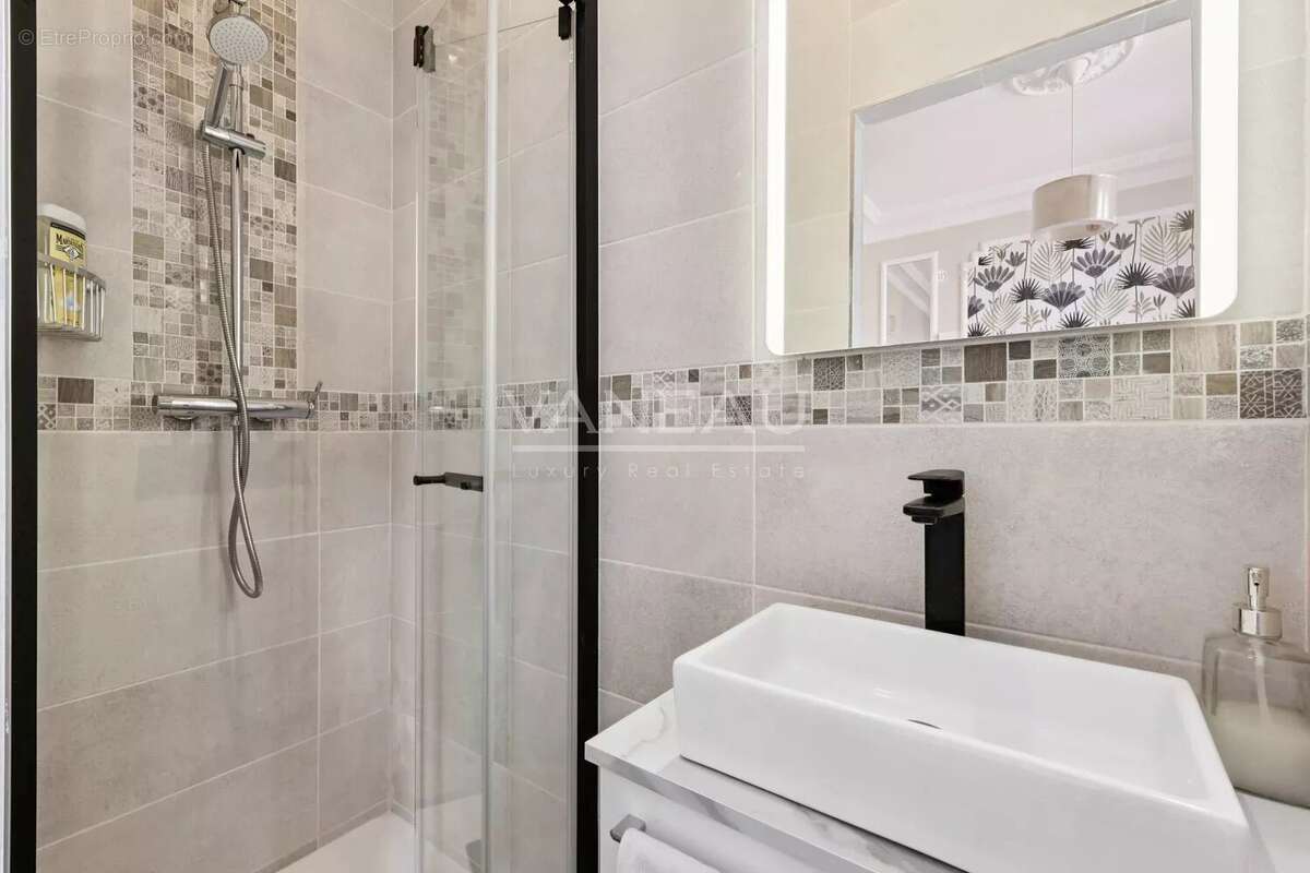 Appartement à PARIS-9E