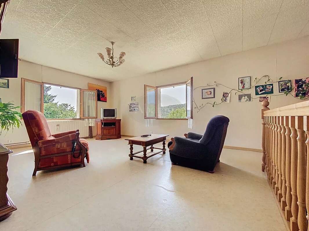 Maison à ENCAUSSE-LES-THERMES