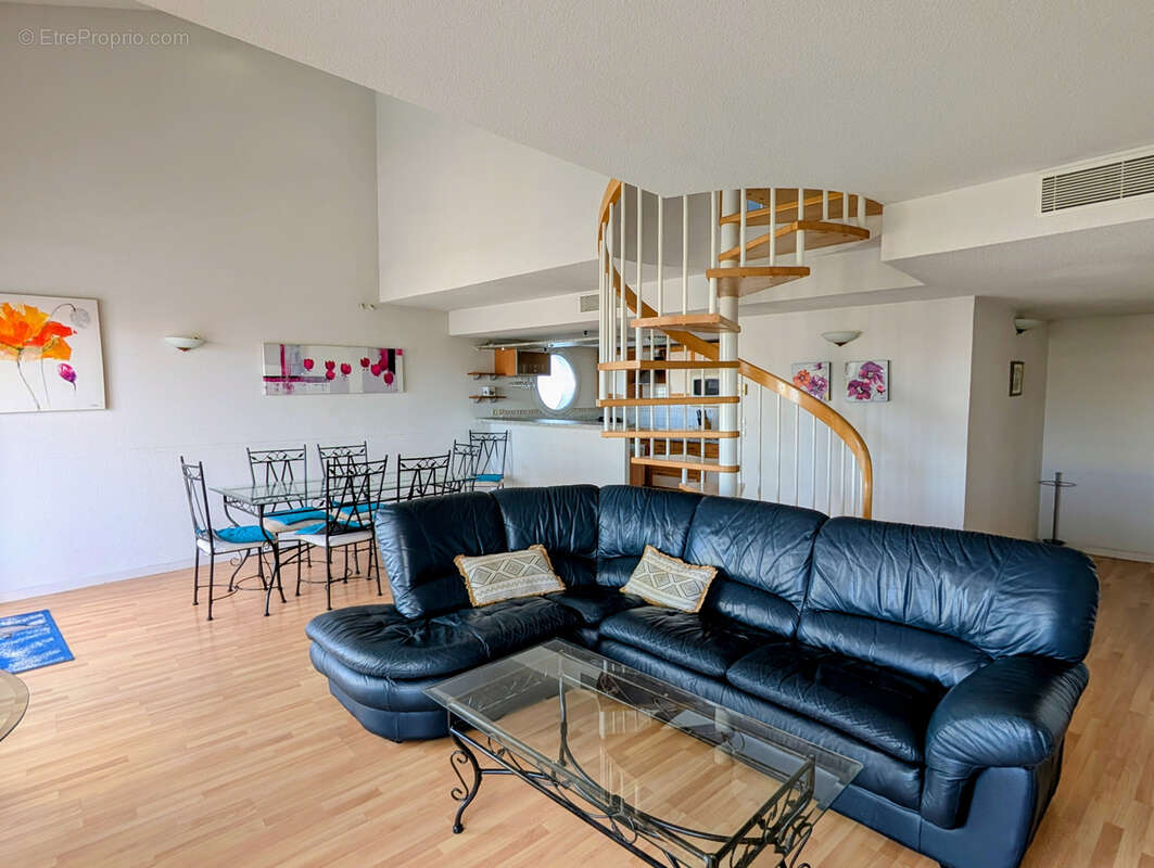 LA ROCHELLE Les Minimes   T5 104 M2, 3 chambres, terrasse 20 m2, vue lac - photo 6
