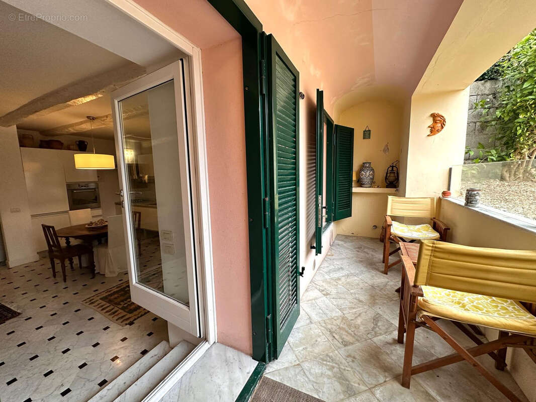 Appartement à MENTON