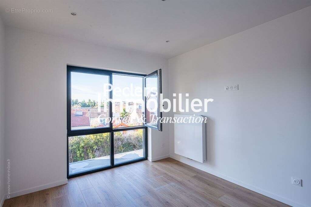Maison à NANTERRE