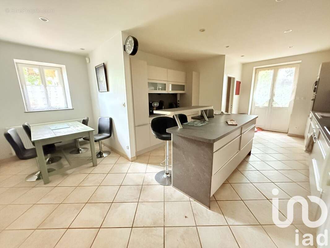 Photo 4 - Maison à SAINT-HONORE-LES-BAINS