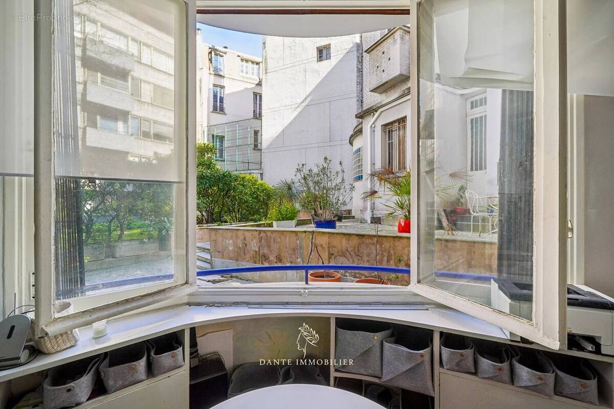 Appartement à PARIS-7E