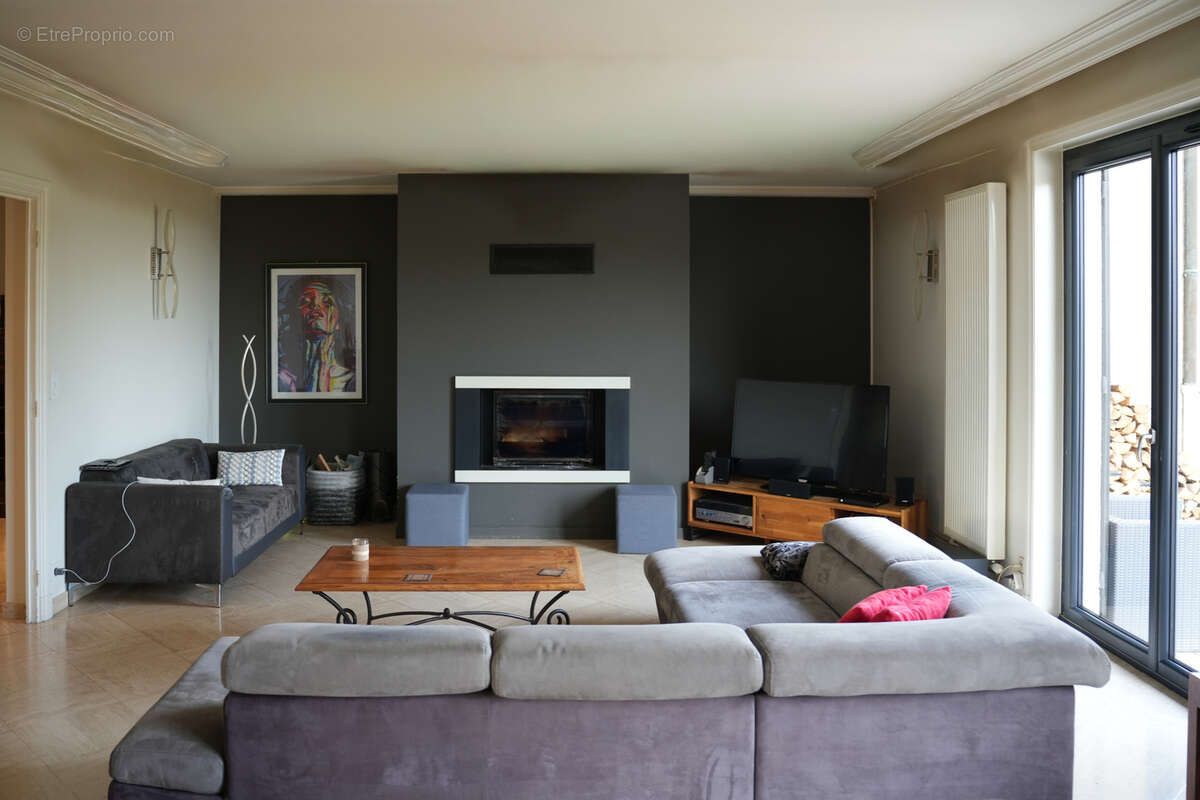 Maison à CORCELLES-EN-BEAUJOLAIS