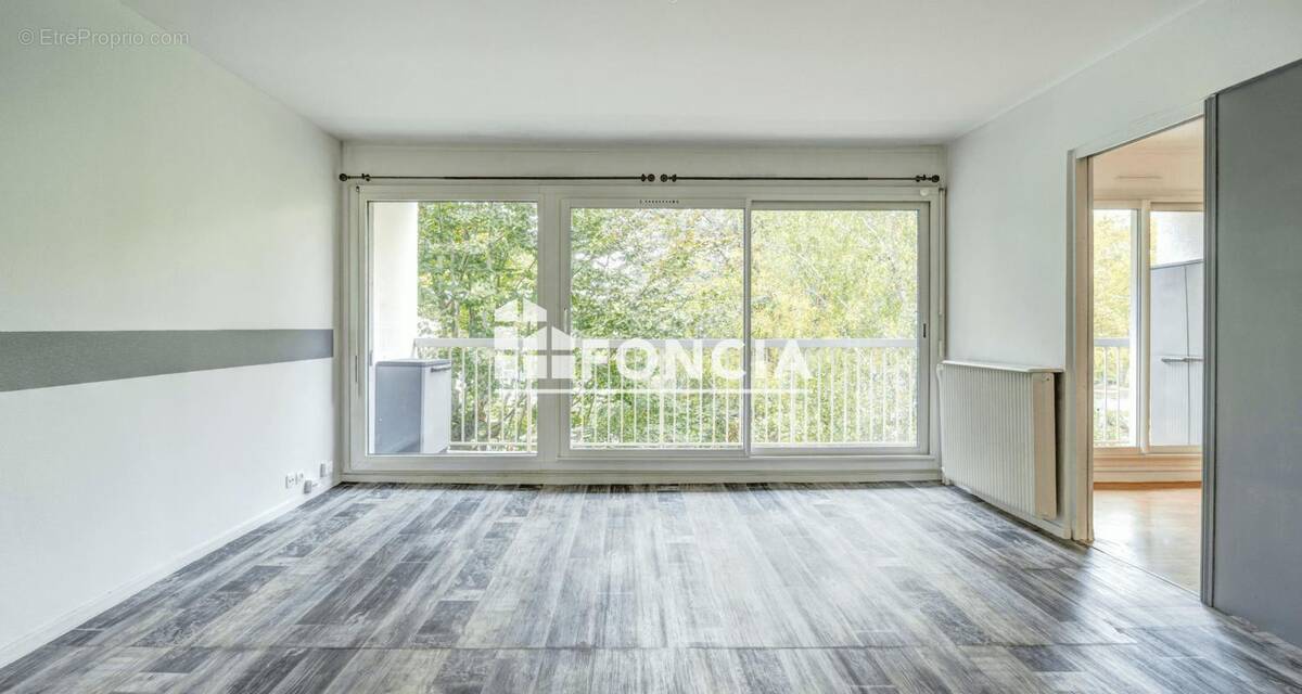 Appartement à BOUGIVAL