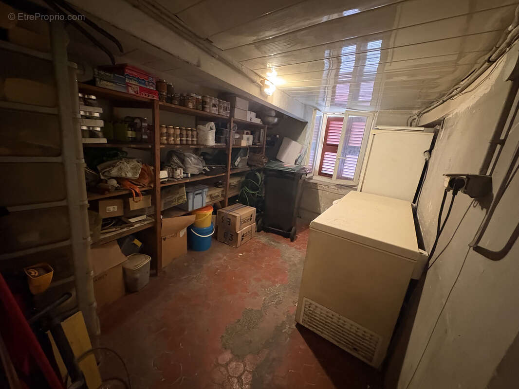 Commerce à LA SEYNE-SUR-MER