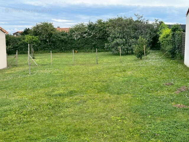 Terrain à LA PLAINE-SUR-MER