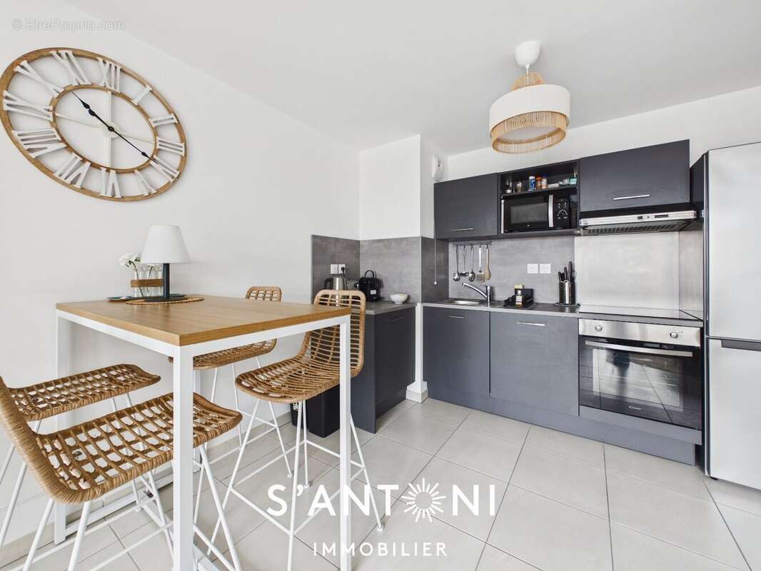 Appartement T3 lumineux avec terrasse dans résidence de standing à Sète - photo 4
